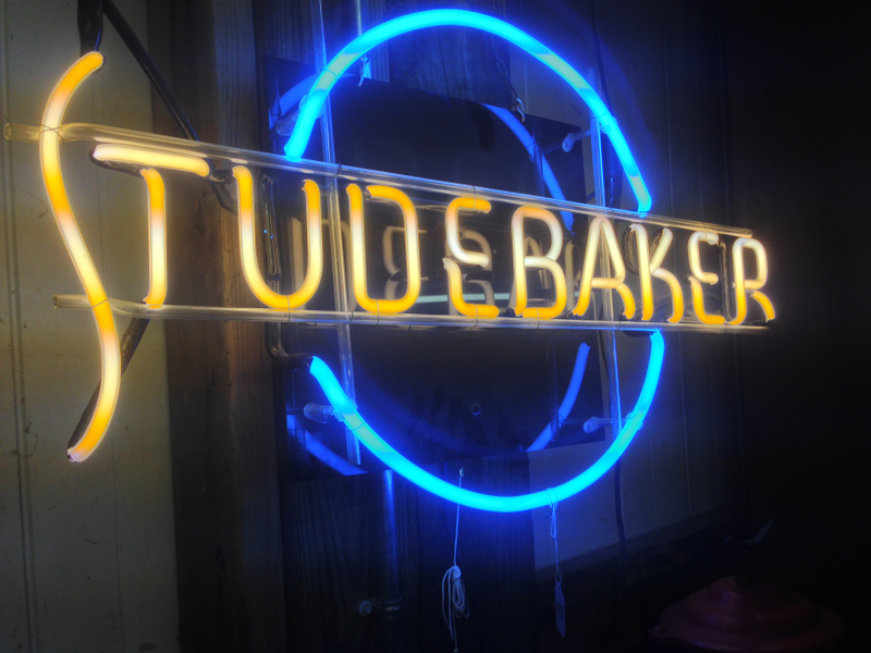 Illustration for article titled Vintage Signs Part 2